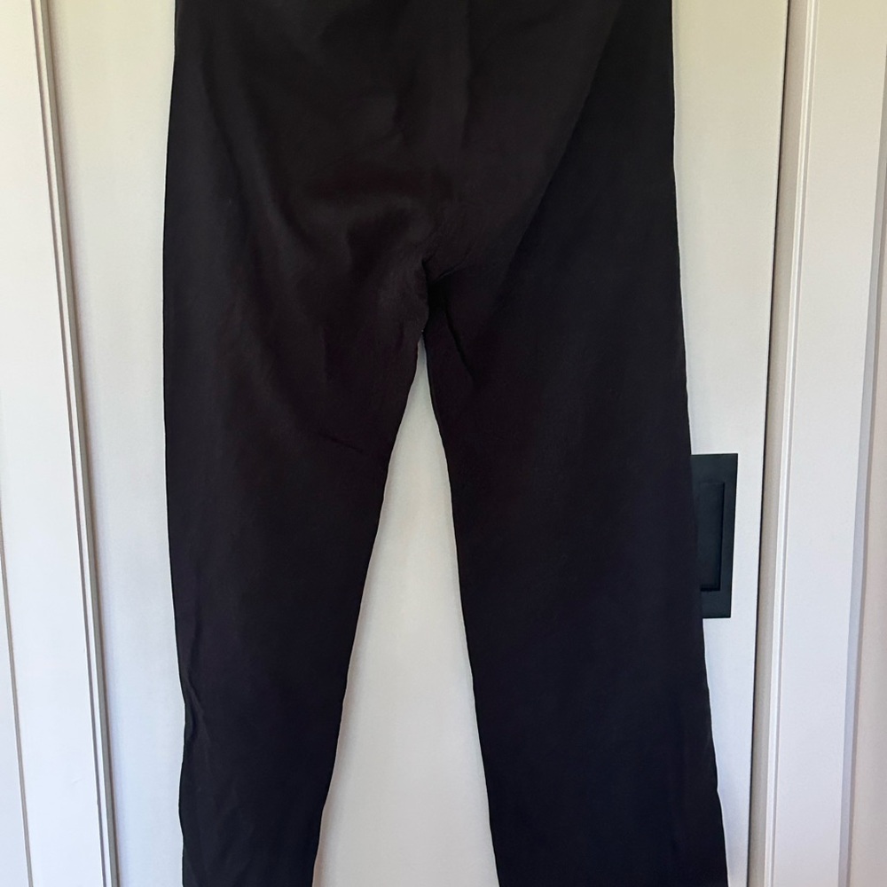 Vince Women’s linen blend black trousers
